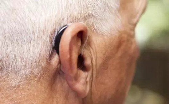 佩戴助听器后如何掌握听力技巧